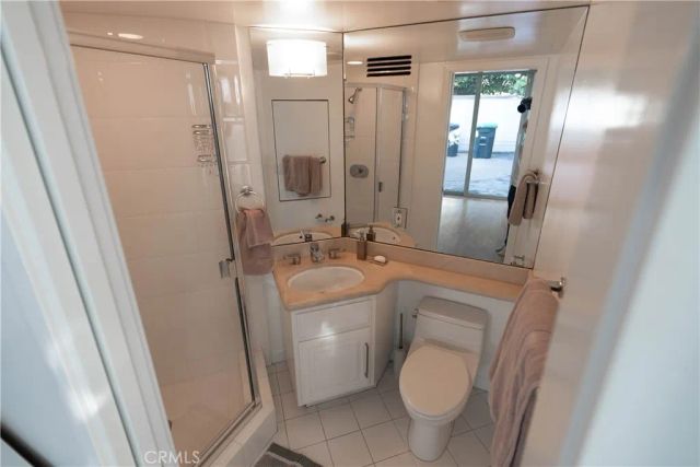 558 Cliff Drive, Laguna Beach, CA 92651