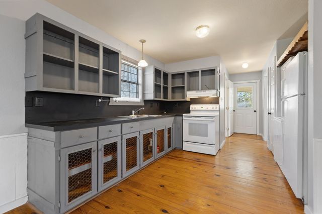 175 S Dunbar Lane, Emory, TX 75440