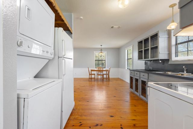 175 S Dunbar Lane, Emory, TX 75440