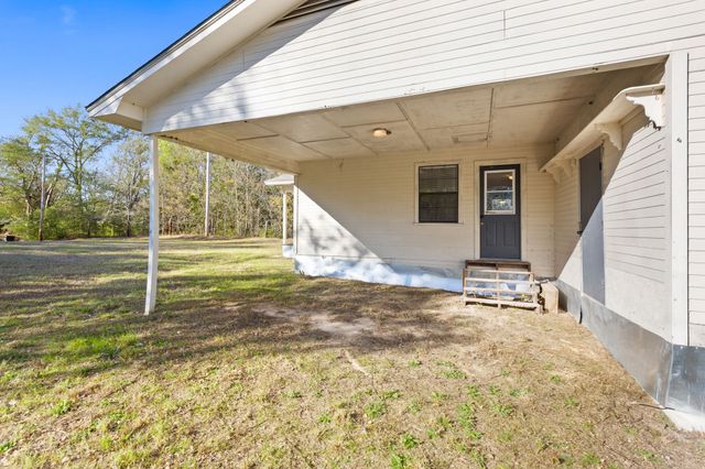 175 S Dunbar Lane, Emory, TX 75440