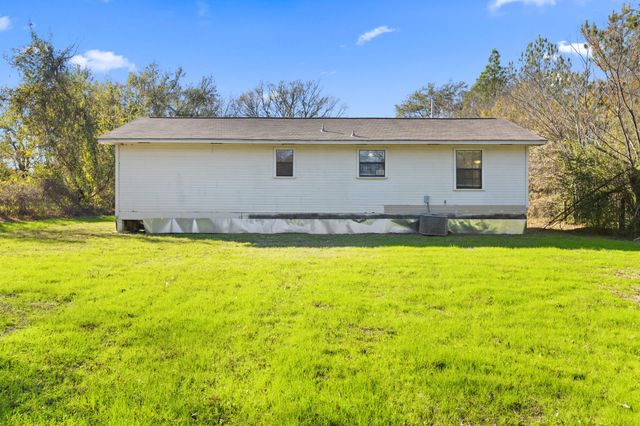 175 S Dunbar Lane, Emory, TX 75440