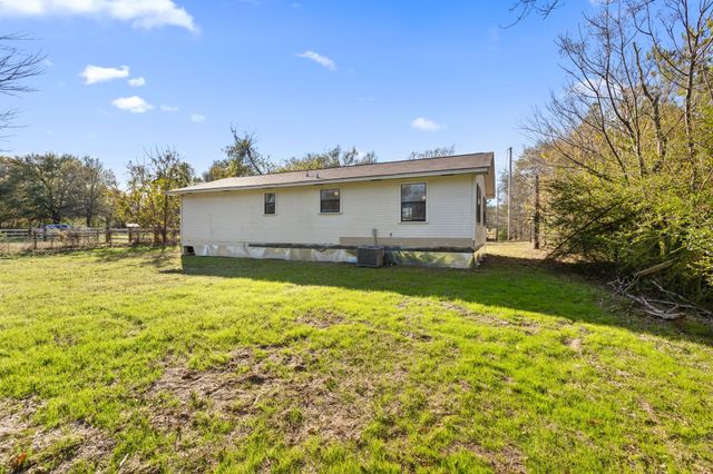 175 S Dunbar Lane, Emory, TX 75440