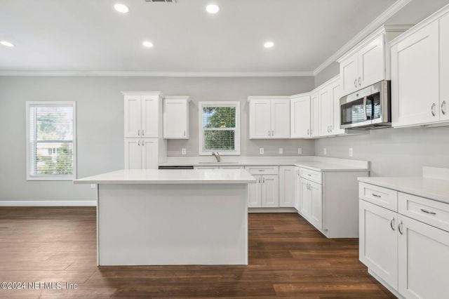 1535 VAN BUREN Street, Jacksonville, FL 32206