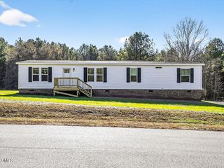 133 Sandy Plains Lane, Henderson, NC 27537