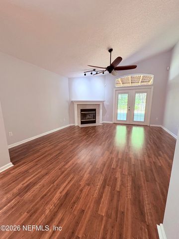 12107 LIVERY Drive, Jacksonville, FL 32246