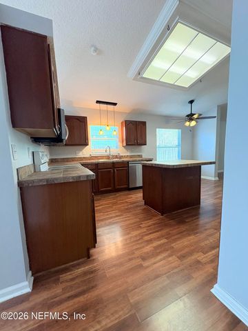 12107 LIVERY Drive, Jacksonville, FL 32246