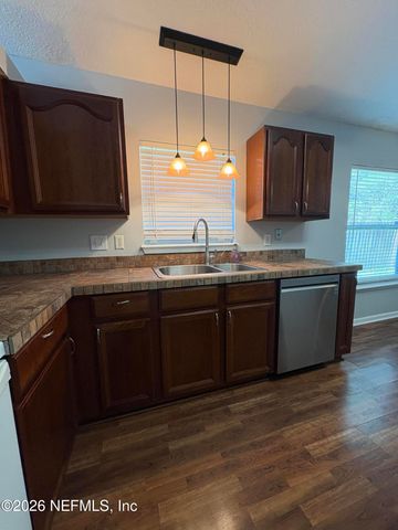 12107 LIVERY Drive, Jacksonville, FL 32246