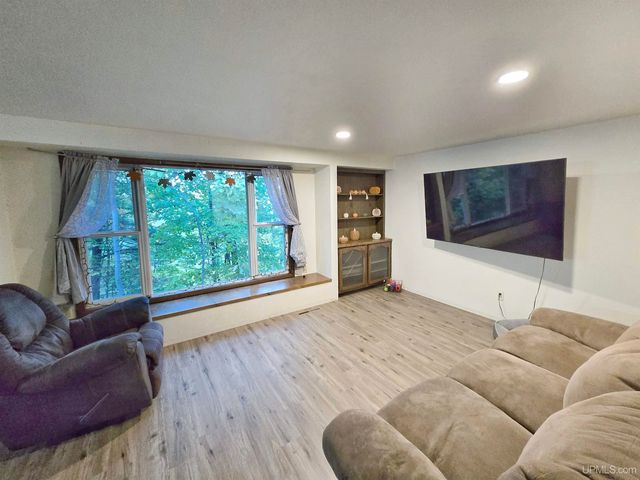 659 Roosevelt Road, Niagara C-wi, WI 54151