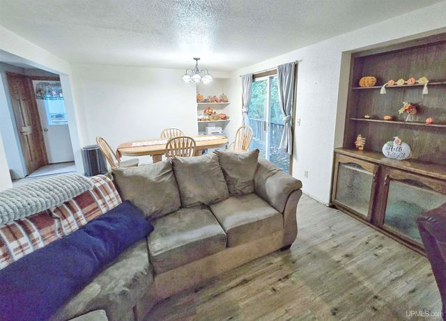 659 Roosevelt Road, Niagara C-wi, WI 54151