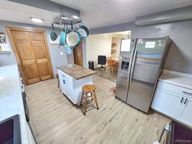 659 Roosevelt Road, Niagara C-wi, WI 54151