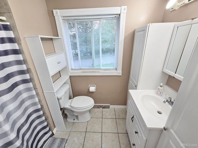 659 Roosevelt Road, Niagara C-wi, WI 54151