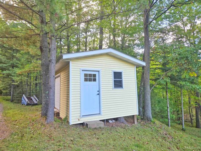 659 Roosevelt Road, Niagara C-wi, WI 54151