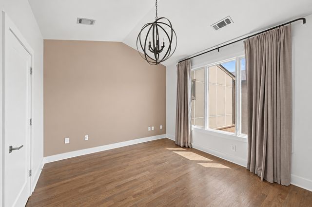 709 Bradford Ave, Nashville, TN 37204