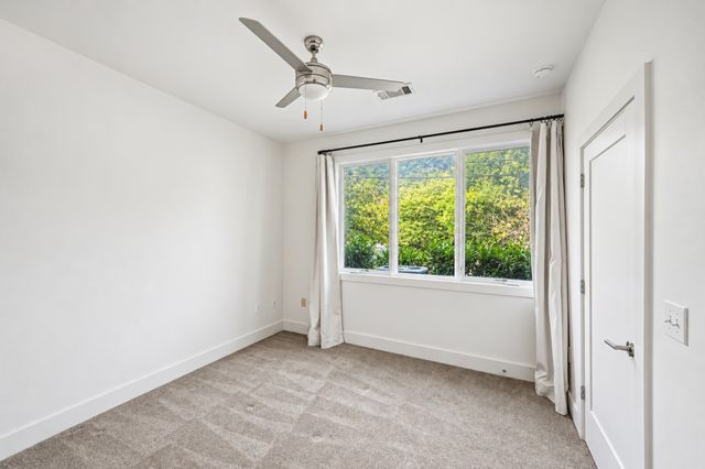 709 Bradford Ave, Nashville, TN 37204