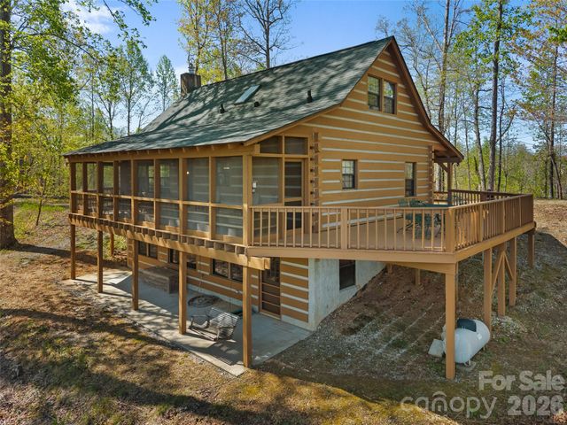 178 Tablerock Drive, Saluda, NC 28773