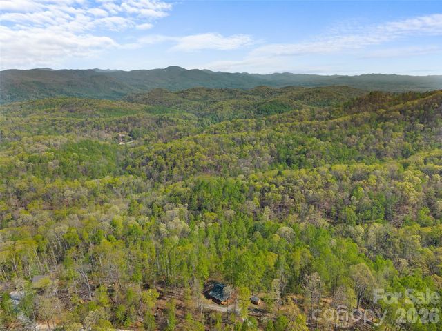 178 Tablerock Drive, Saluda, NC 28773
