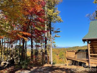 178 Tablerock Drive, Saluda, NC 28773