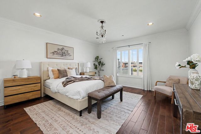 1878 Greenfield Avenue PH5, Los Angeles, CA 90025