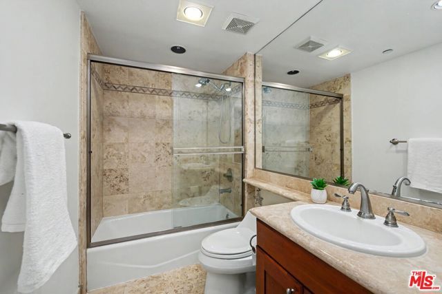 1878 Greenfield Avenue PH5, Los Angeles, CA 90025