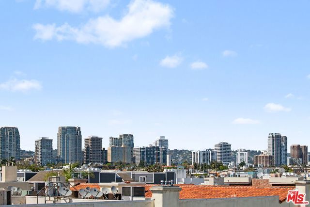 1878 Greenfield Avenue PH5, Los Angeles, CA 90025