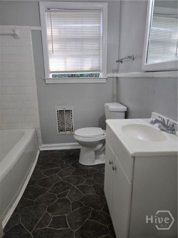 2309 Lorraine Drive, Savannah, GA 31404