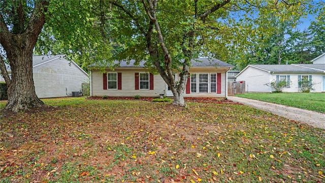 1 Jans Court, Greensboro, NC 27405
