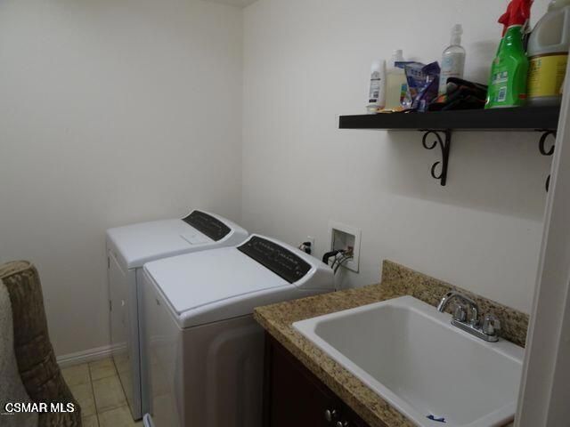 32 Secret Hollow Lane, Newbury Park, CA 91320