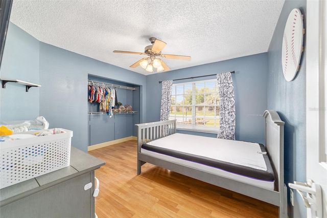 303 OAK TRACK TRAIL, Ocala, FL 34472