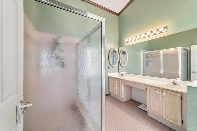 303 OAK TRACK TRAIL, Ocala, FL 34472