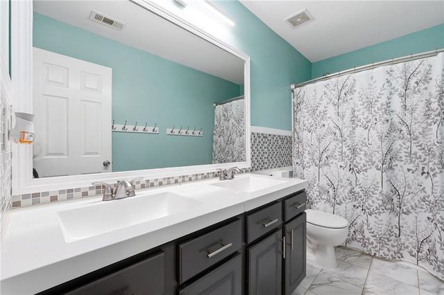 300 Tuggle Court, Woodstock, GA 30188