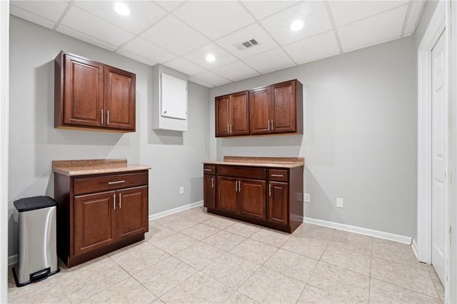 300 Tuggle Court, Woodstock, GA 30188