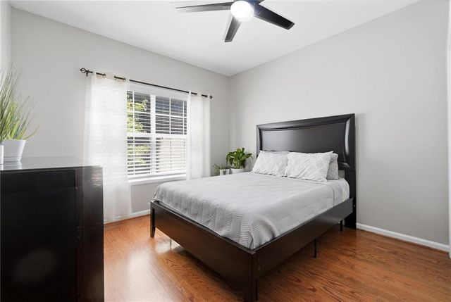 300 Tuggle Court, Woodstock, GA 30188