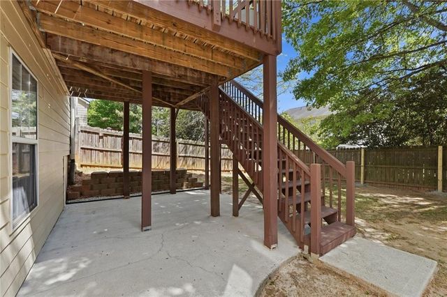 300 Tuggle Court, Woodstock, GA 30188