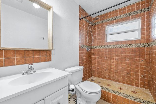 2584 EDMOND CIRCLE, Auburndale, FL 33823