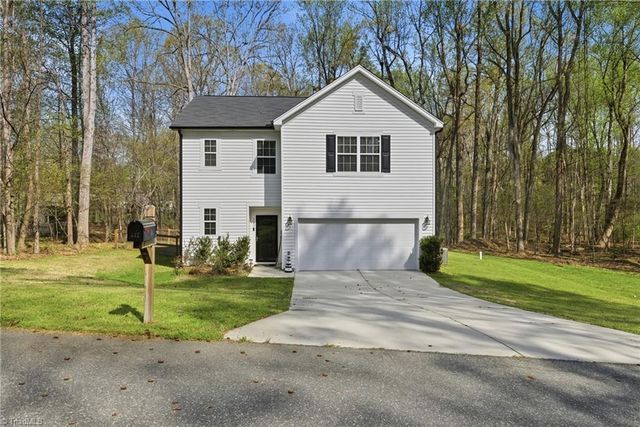 527 Dogwood Drive, Liberty, NC 27298