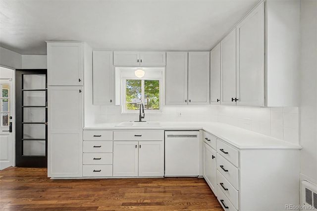 3776 S Sherman Street, Englewood, CO 80113
