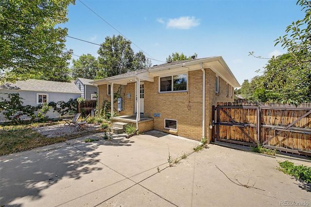 3776 S Sherman Street, Englewood, CO 80113