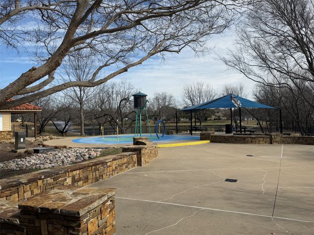 4933 Bacon Drive, Fort Worth, TX 76244