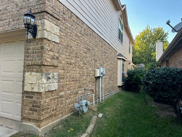 4933 Bacon Drive, Fort Worth, TX 76244