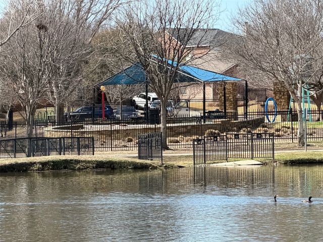 4933 Bacon Drive, Fort Worth, TX 76244