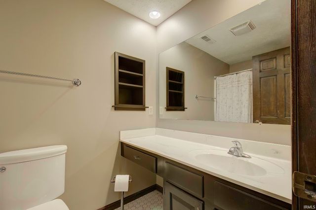 1617 Darien Drive, Fort Wayne, IN 46815