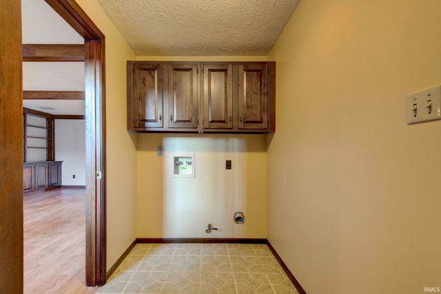 1617 Darien Drive, Fort Wayne, IN 46815