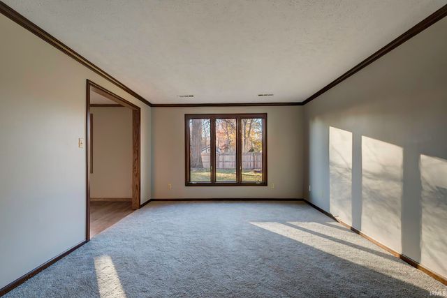 1617 Darien Drive, Fort Wayne, IN 46815