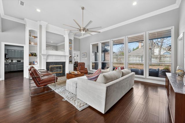 3211 Summergrove Drive, Arlington, TX 76001