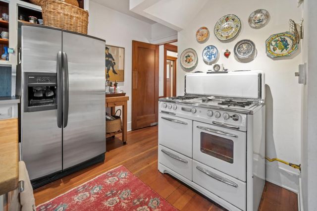 73 Echo Valley Road, Salinas, CA 93907