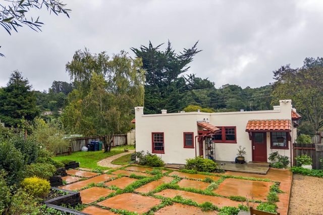 73 Echo Valley Road, Salinas, CA 93907