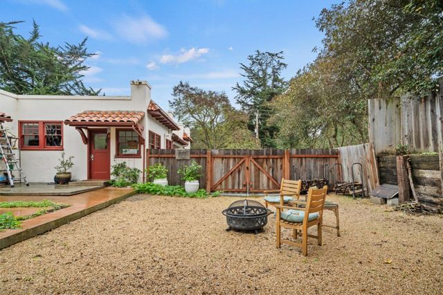 73 Echo Valley Road, Salinas, CA 93907