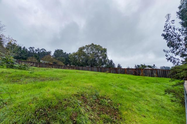 73 Echo Valley Road, Salinas, CA 93907