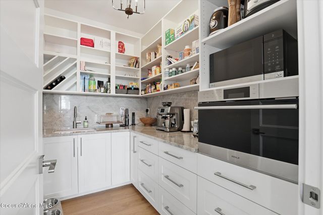 2860 W Lumber LN, Coeur D'alene, ID 83814