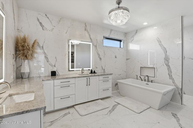 2860 W Lumber LN, Coeur D'alene, ID 83814